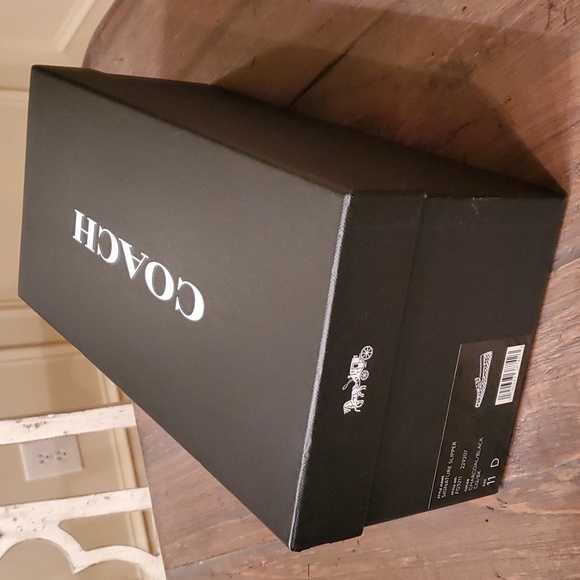 Coach Signature Slippers, size 11D, New In Box - Picture 10 of 13